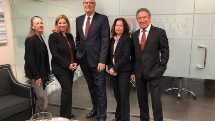 Steven D. Davis Gallery Image