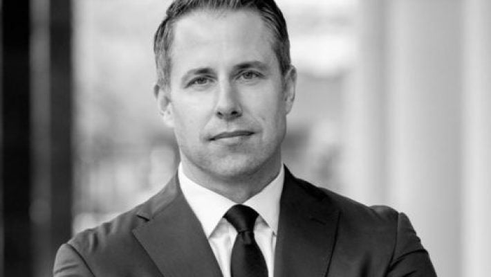Thomas R. Calcagni solo