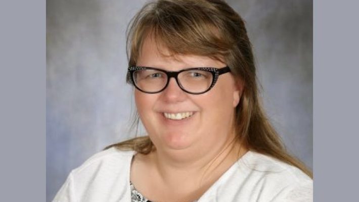Tracy L. Laaveg Solo