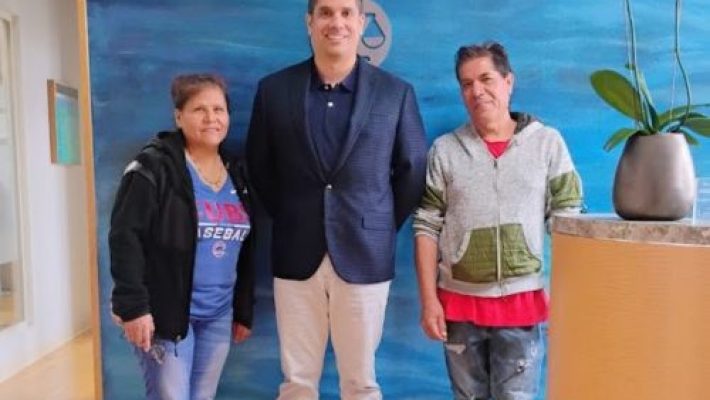 Victor Aparicio Gallery Image
