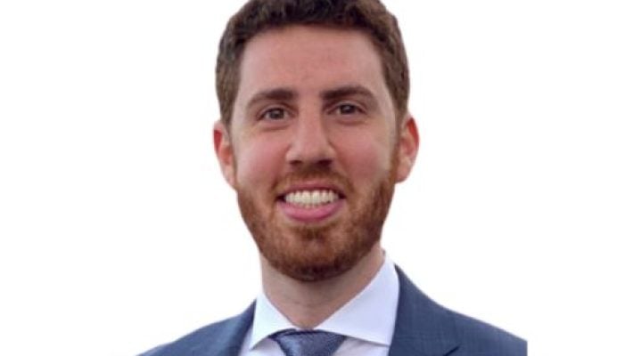 Zack Holzberg solo